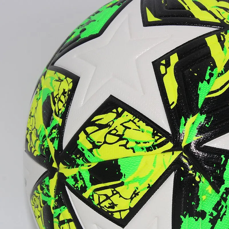 High Quality Soccer Balls Official Size 5 PU Material Seamless